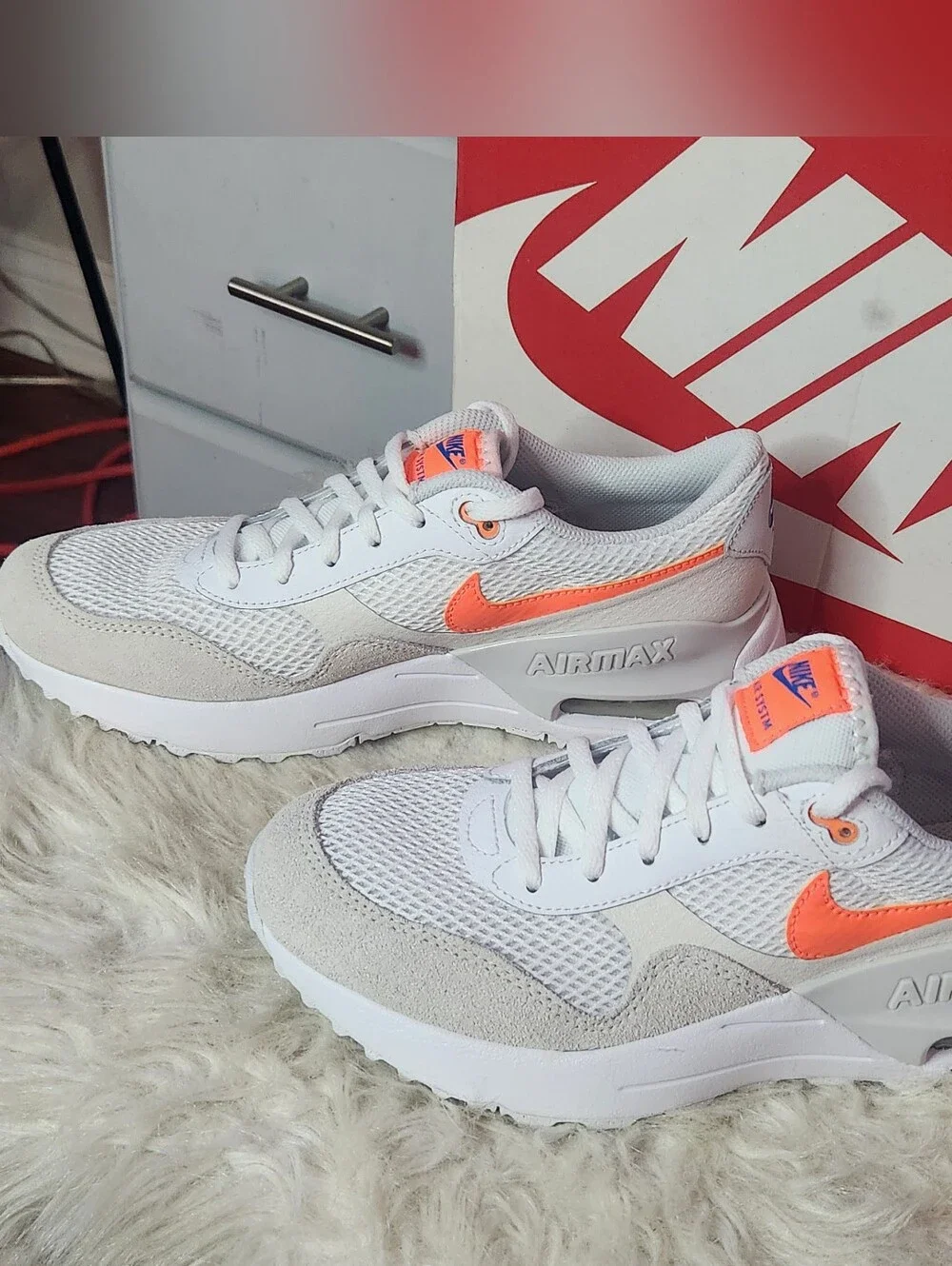 Nike Air System In White w/ Neon Orange & Blue Accents NIB Size 7y GS Women 8.5
